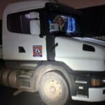Policia-apreende-52-kg-de-de-cocaina-e-crack-em-carreta-com-donativos-para-o-Rio-Grande-do-Sul-Foto-PRF-300x182-1