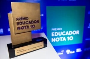 Premio-Educador-Nota-10-300x198-1