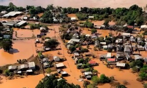ciclone-no-rio-grande-d-sul-foto-marinha-do-brasil-300x180-1