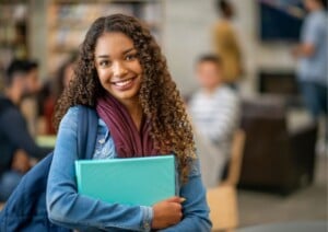 estudante-mulher-universitaria-negra-foto-divulgacao-300x212-1