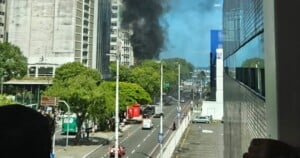 incendioemonibus_bn-300x158-1