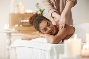 massagem-cookie_studio-freepik-300x200-1