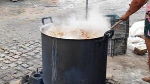 Amendoim-Bairro-Queimadinha-Foto-Ed-Santos-Acorda-Cidade.jpg2_-300x169-1