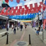 Apos-os-festejos-juninos-liquidacoes-do-mes-de-julho-comecam-a-movimentar-o-comercio-de-Feira-de-Santana-foto-reporter-ney-silva-acorda-cidade.1jpg-300x225-1