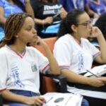 Estudantes-ensino-medio-Foto-Claudionor-Jr-300x200-1