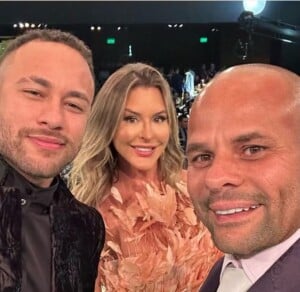 Gabriel-Almeida-desembolsou-R-450-mil-e-arrematou-uma-partida-de-poquer-com-Neymar.-Foto-Reproducao-Redes-sociais-300x292-1