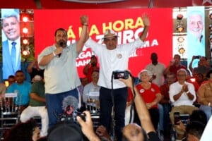 Lancamento-da-candidatura-de-Isaac-Carvalho-juazeiro-300x200-1