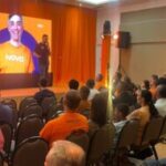 Lancamento-de-Carlos-Medeiros-a-precandidato-a-prefeito-de-Feira-ft-Paulo-Jose-Acorda-Cidade5-300x190-1