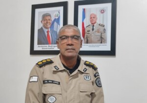 Novas-mudancas-no-comando-do-CPR-L-Coronel-Pm-Lopes-ft-ed-santos-acorda-cidade-300x211-1
