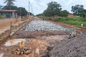 Pavimentacao-na-Pedra-Ferrada-Foto-Divulgacao-2-300x200-1
