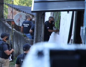 Policia-Cicil-Foto-Ascom-pC-300x233-1
