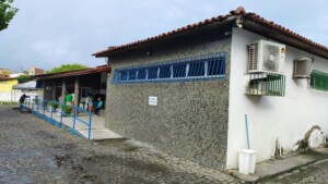 Policlinica-do-Feira-X-ft-ed-santos-acorda-cidade2-300x169-1