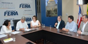Prefeitura-firma-convenio-com-ACBEU-300x151-1