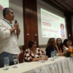 SEC-realiza-encontro-com-foco-na-alfabetizacao-de-criancas-na-Bahia-900x600-1-300x200-1