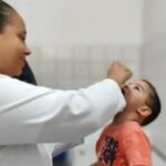 Vacinacao-infantil-gotinha-poliomieltite-foto-ed-santos-acorda-cidade-300x169-1