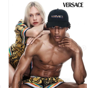 Versace-Foto-Divulgacao-Matheus-Hava-298x300-1
