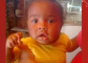 crianca-morre-apos-bebe-cachaca-enquanto-pai-dormia-300x213-1