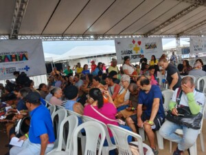 feira-de-saude-ney-silva-acorda-cidade-4-300x225-1