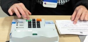 mesario-voluntario-1-300x145-1