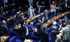pec-das-blusinhas-taxacao-de-compras-internacionais-de-atpe-50-dolares-foto-lula-marques-ag-br-senado-300x180-1