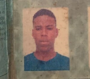 vitima-Alexsandro-Almeida-Silva-300x263-1