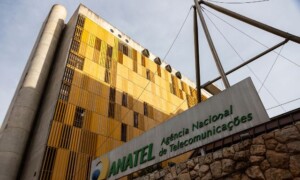 Anatel-_-Foto-Andre-Luis-Pires-de-Carvalho-300x180-1