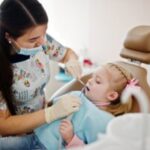 Criancas-dentista-ortodontia-ft-ASphotofamily-no-Freepik-300x200-1
