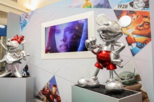 Disney-no-Shopping-Boulevard-300x200-1