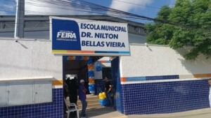 Escola-Dr.-Nilton-Bellas-Vieira-e-reinaugurada-no-Parque-Getulio-Vargas-ft-paulo-jose-acorda-cidade3-300x169-1