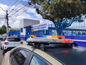 Escola-Municipal-Monteiro-Lobato-ft-ed-santos-acorda-cidade-300x225-2