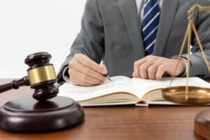 Justica-direitos-300x200-1