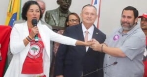 Lucinha-do-MST-empossada-como-deputada-estadual1-300x158-1