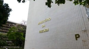 Ministerio-da-Fazenda-300x164-2