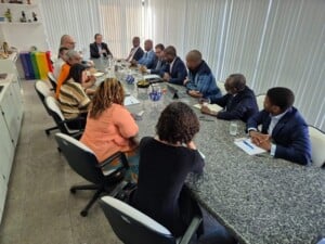Setur-negocia-voo-do-Benin-para-a-Bahia-Foto-Tatiana-Azeviche-Ascom-SeturBA-900x675-1-300x225-1