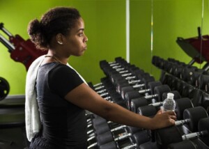 Treino-academia-freepik-300x214-1