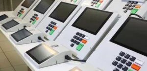 Urnas-eleicao-eleicoes-urna-eletronica-votacao-foto-TSE-300x145-1