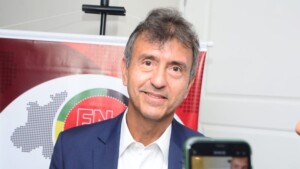 andre_curvello_1_widelg-foto-divulgacao-300x169-1