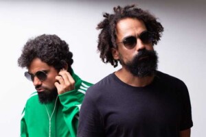 banda-vitrolab-300x200-1