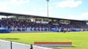 estadio-jogo-de-futebol-300x169-1