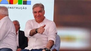 lula-visita-feira-ed-santos-acorda-cidade-3-300x169-1