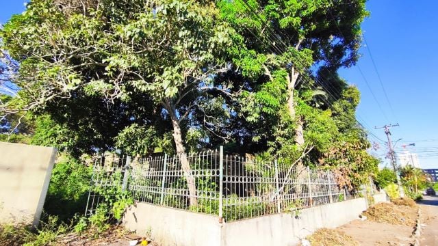 predio-abandonado-antiga-subdelegacia-da-justica-do-trabalho-foto-ed-santos-acorda-cidade-1