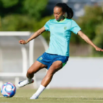 selecao-brasileira-feminina-a-atacante-Adriana-ft-Rafael-Ribeiro-CBF-300x203-1