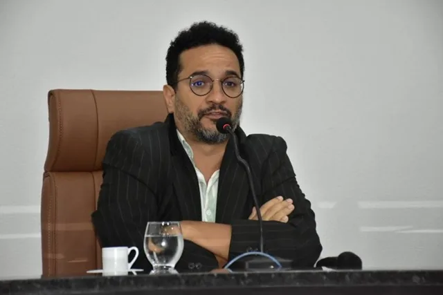 89GsAlUU-danielcaribe_especialista-jpeg