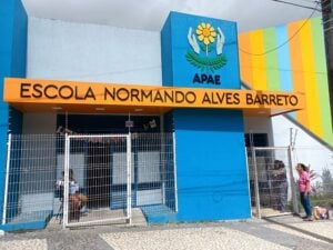 APAE_NEYSILVA_ACORDACIDADE-1-300x225-1