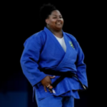 Beatriz-Souza-ouro-em-Paris-judo-olimpiadas-300x196-1