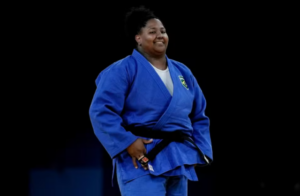 Beatriz-Souza-ouro-em-Paris-judo-olimpiadas-300x196-1