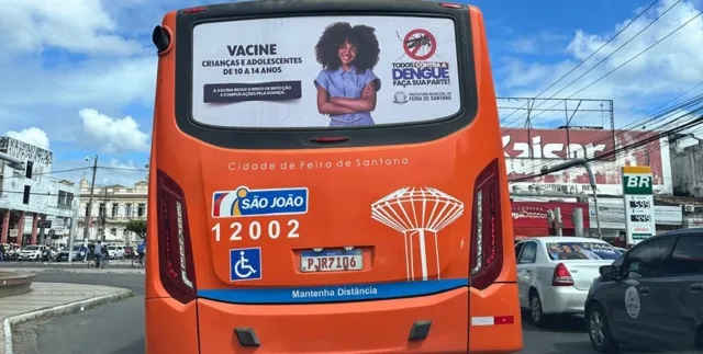 D4rEZ8Ag-Campanha-de-vacinacao-contra-a-dengue-jpg