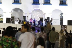 Festival-agosto-blue-1-300x200-1