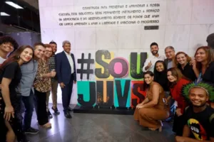 Foto-Joa-Souza-GOVBA-1-1068x712-1-300x200-1