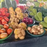 LUIYk2vR-Feirinha-da-Estacao-Nova-verduras-ft-paulo-jose-acorda-cidade-jpg